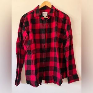 Red and black plaid lumberjack flannel button down size xl